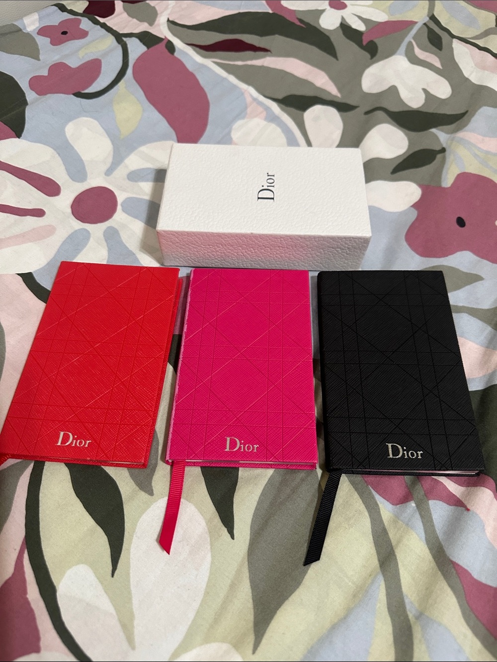 Dior Mini Note Pad - Picture 4 of 10